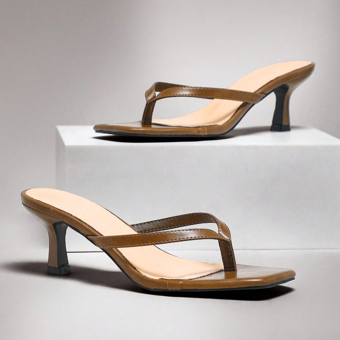 Stylish Thong Strap Kitten Style Slip On Sandals For Women in Olive - Right Side