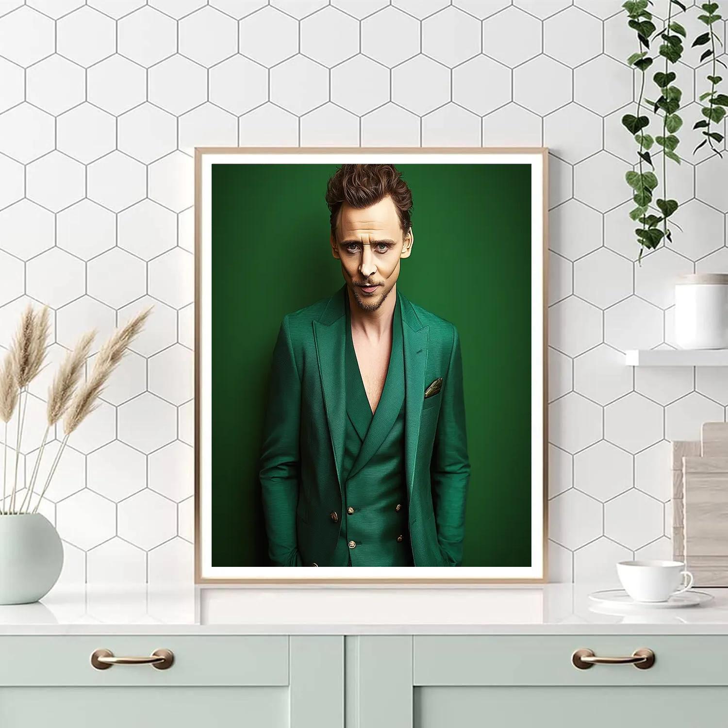 Tom Hiddleston: Mischief In Emerald Threads Painting by numbers kit
