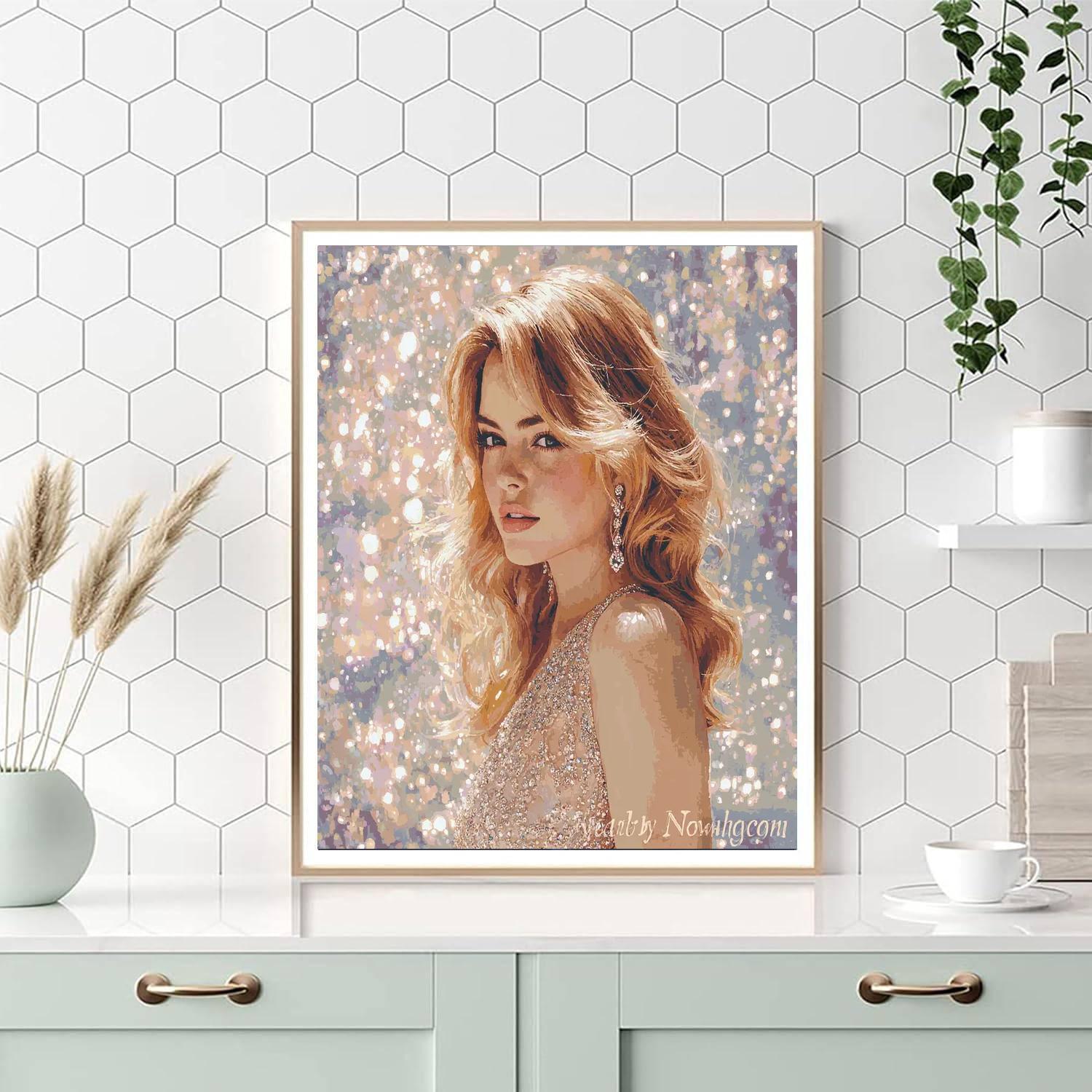 Emma Stone: The Grace Of An A-lister Numbered Painting Kits