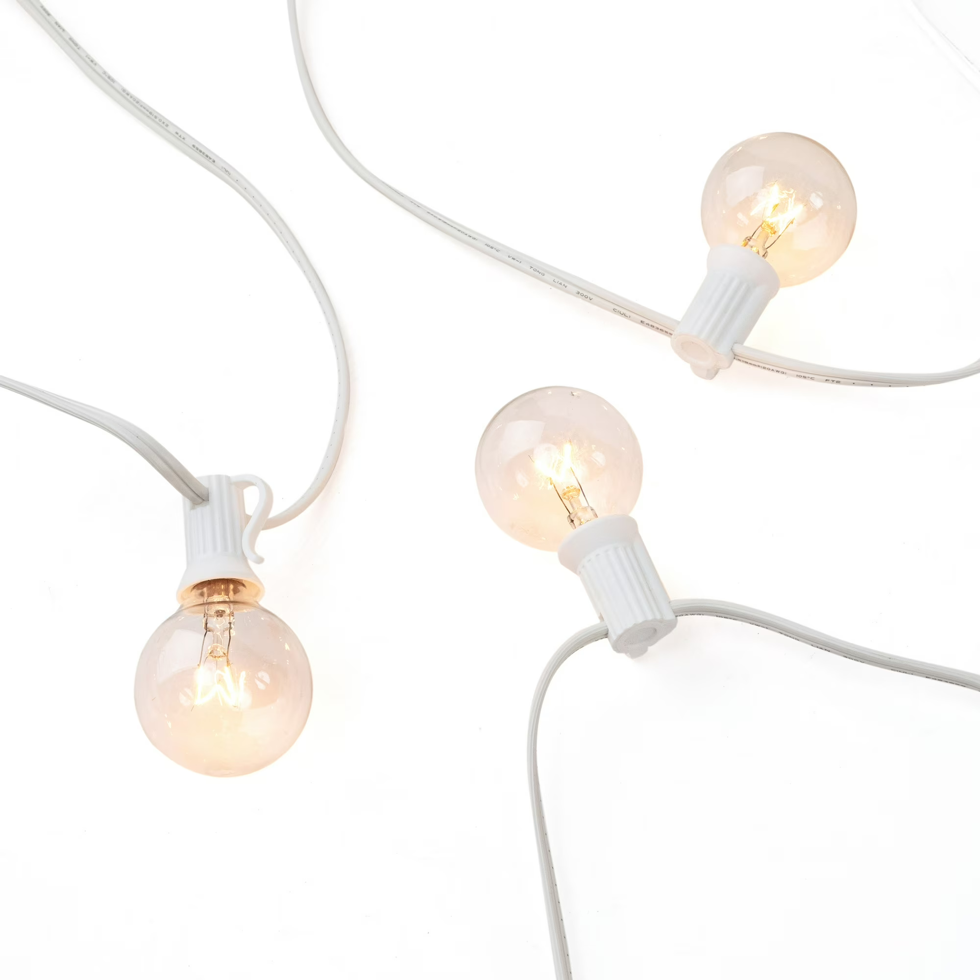 20 Light Outdoor Indoor 20 Feet Plug in Globe Bulb String Light
