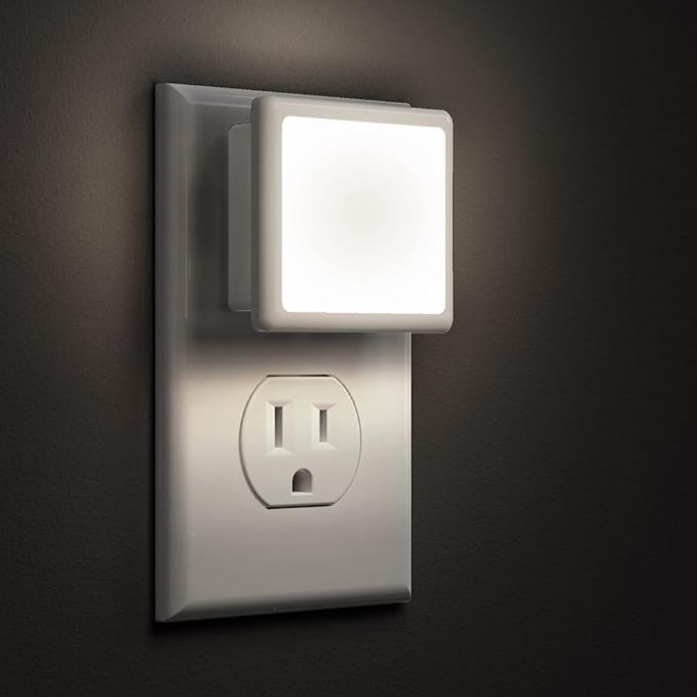 Plug In Sensor Nightlight With Auto On Off Feature For Indoor Use-Solar Wind LED Chime