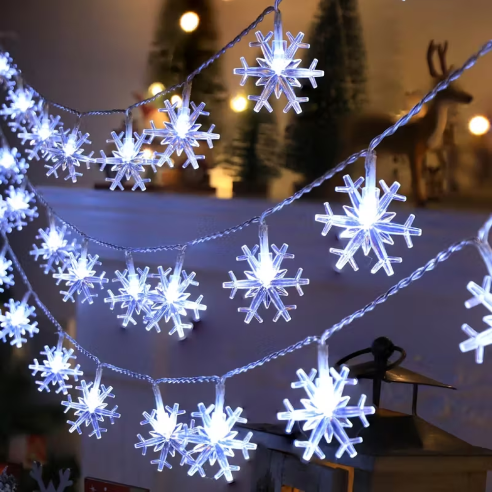  Battery Powered Snowflake LED String Lights
