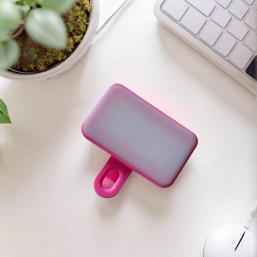 Portable Clip On LED Selfie Light With 3 Lighting Modes