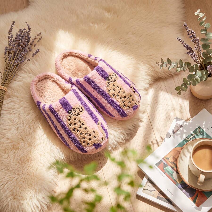 Retro Striped Embroidered Contrast Lined Indoor Slippers