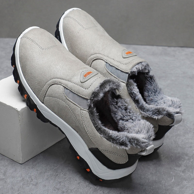 Comfortable And Lightweight Casual Sneakers With Fur-Soco Sands