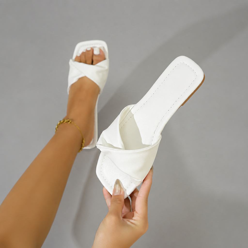 Casual Summer Flat Slip On Sandals with Comfortable Design for Women