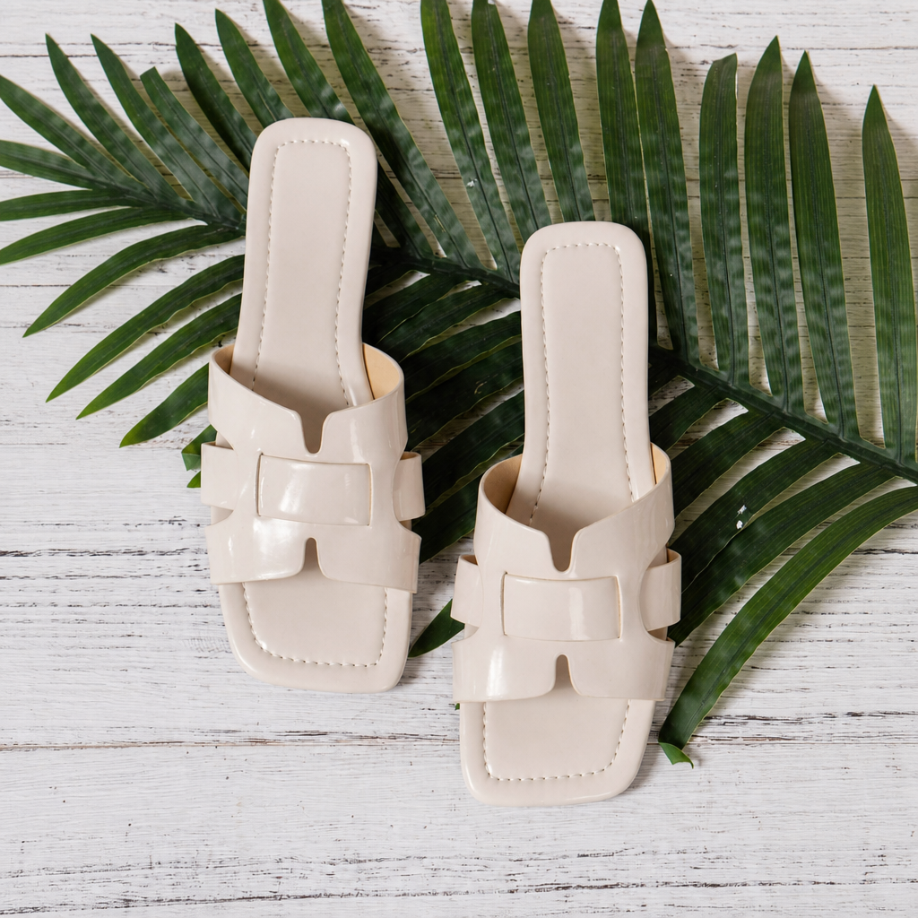 Casual Flat Slip On Slide Sandals with Lightweight Design for Women