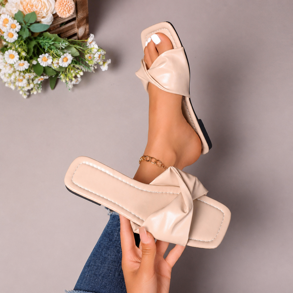 Casual Summer Flat Slip On Sandals with Comfortable Design for Women
