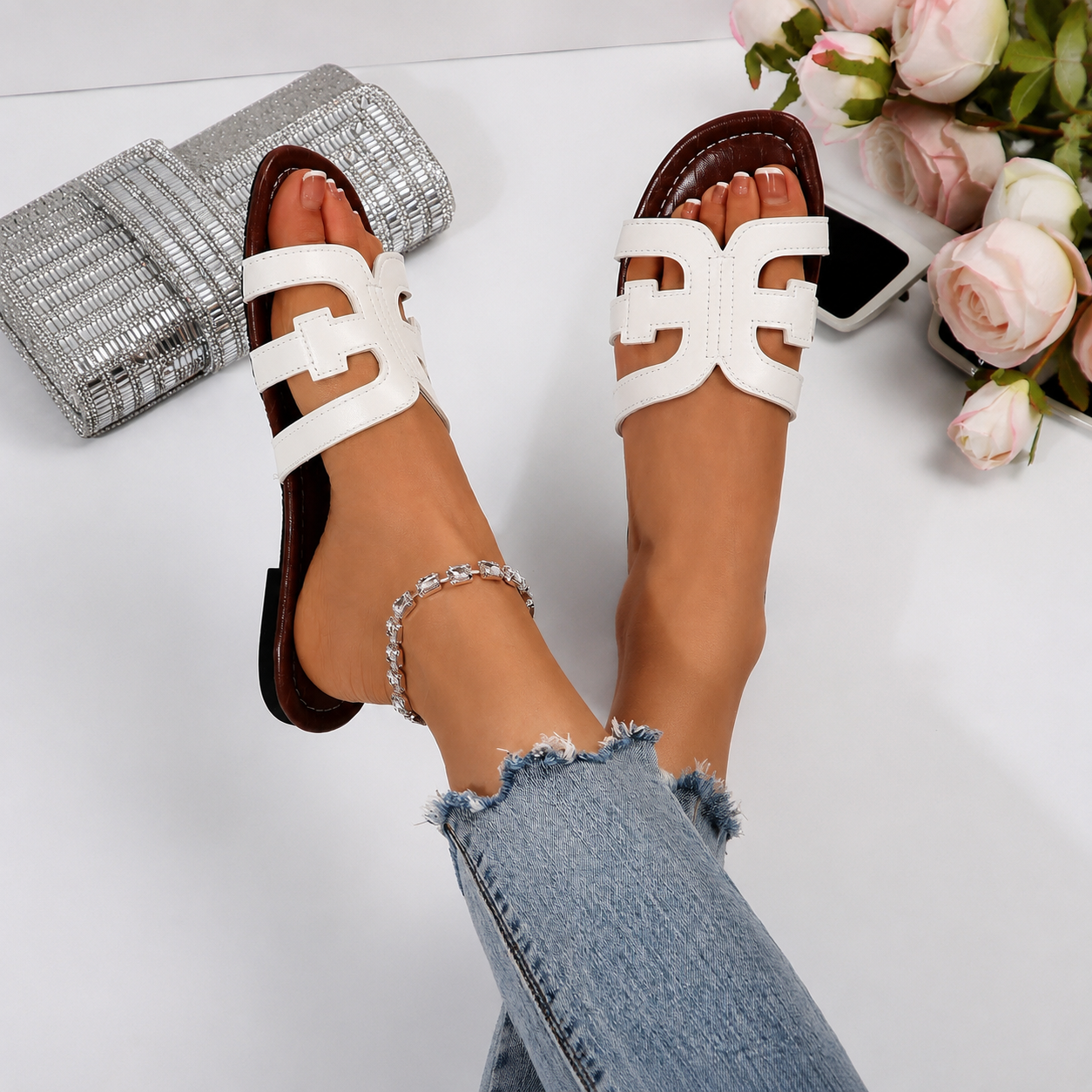Summer Lightweight Mule Sandals with Slip On Flat Sole for Women