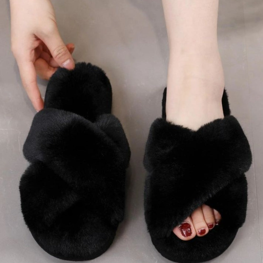 Comfy Criss Cross Slippers-Soco Sands