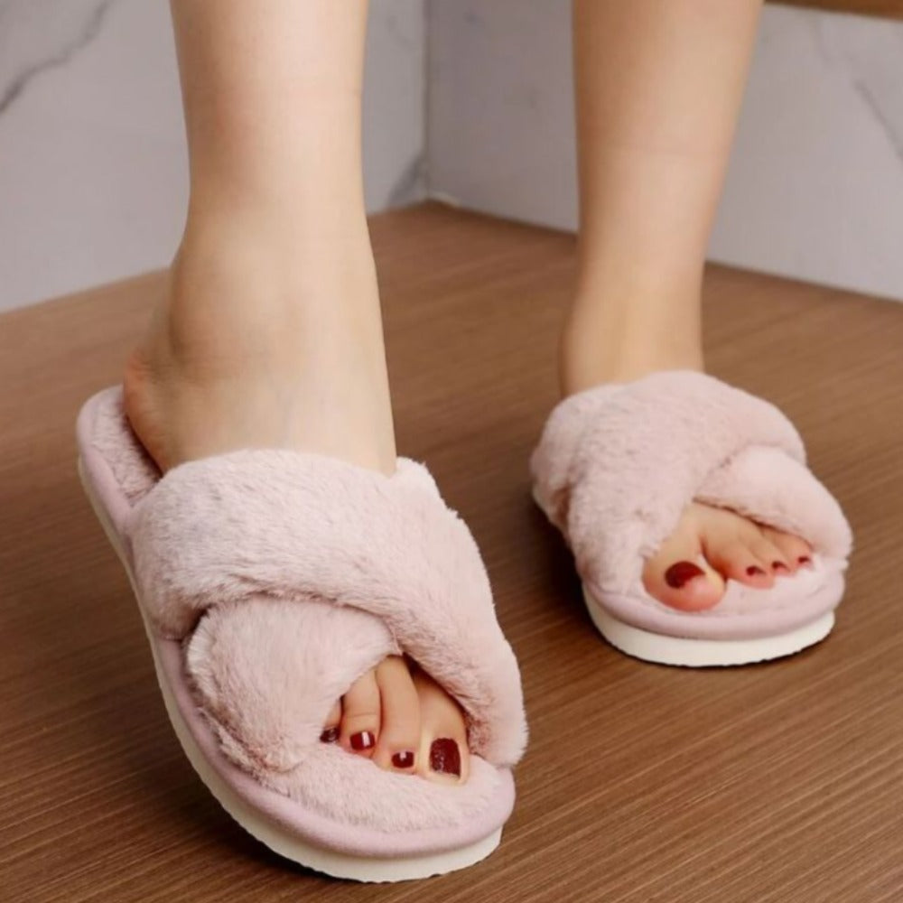Comfy Criss Cross Slippers-Soco Sands
