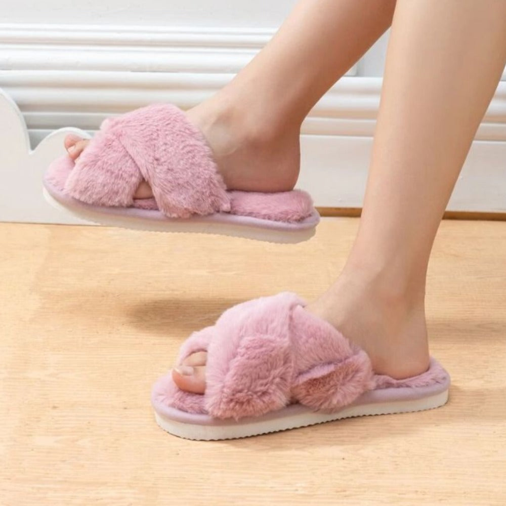 Comfy Criss Cross Slippers-Soco Sands