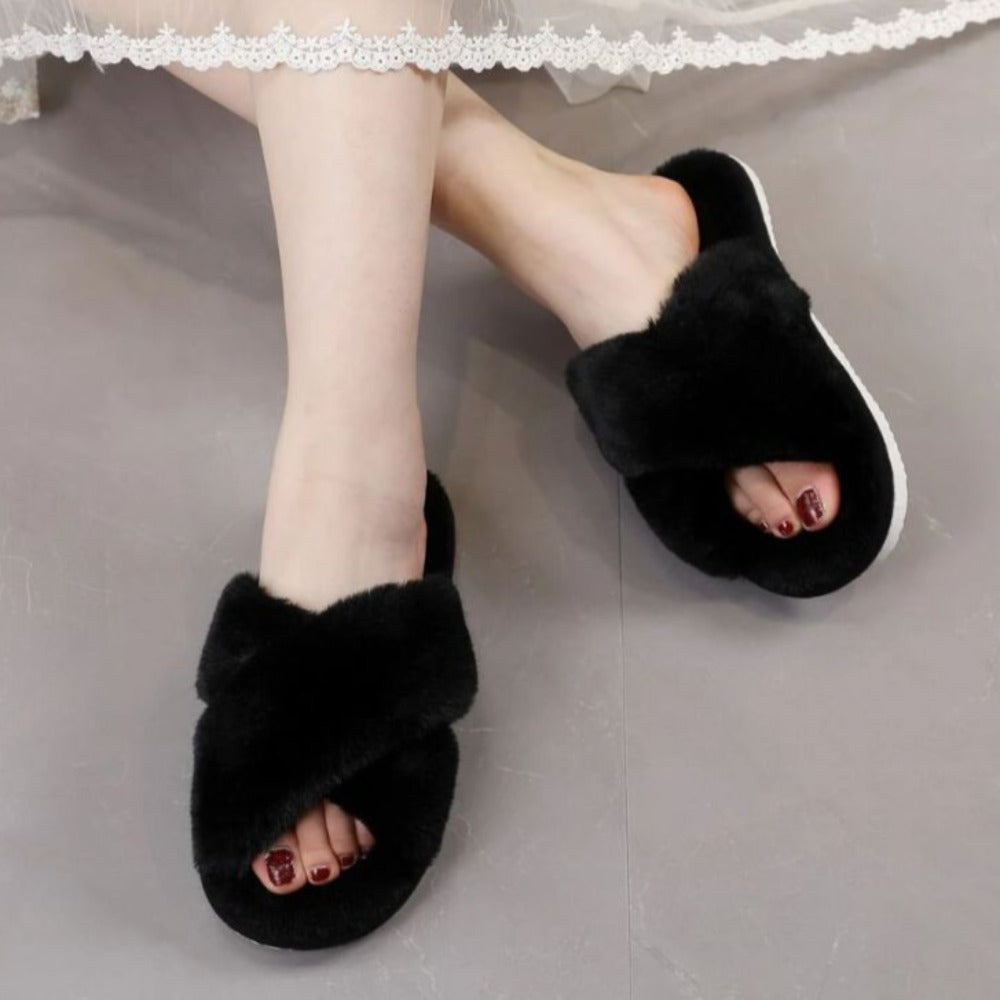 Comfy Criss Cross Slippers-Soco Sands