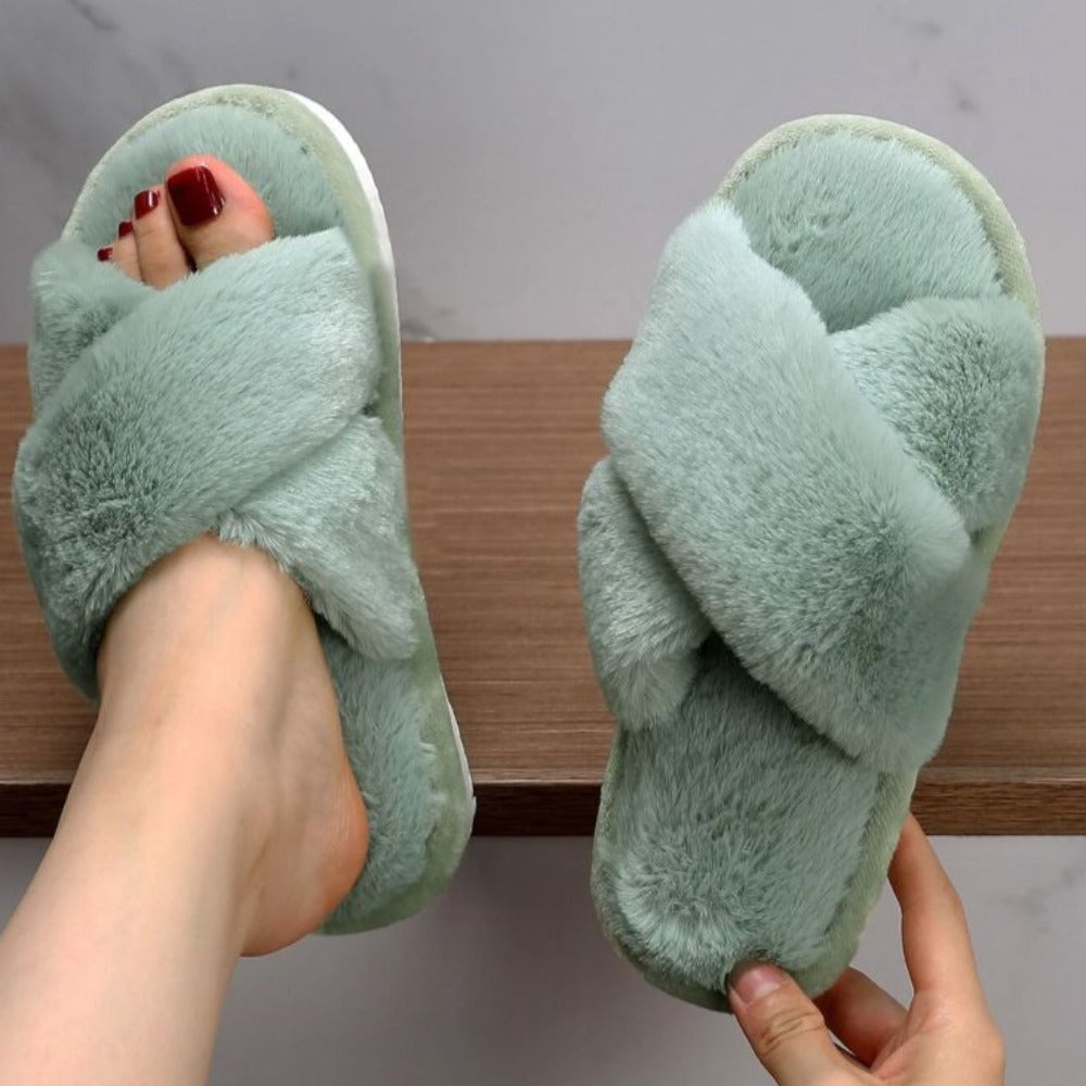 Comfy Criss Cross Slippers-Soco Sands