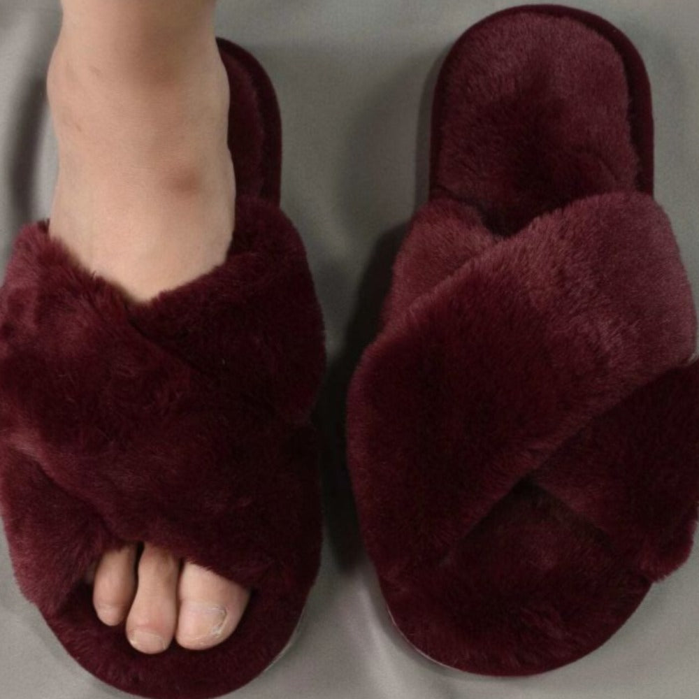 Comfy Criss Cross Slippers-Soco Sands