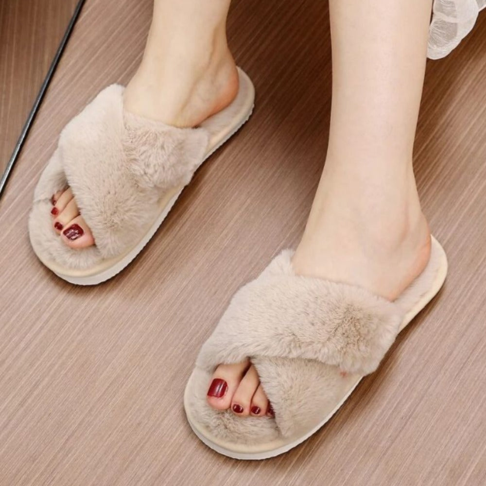 Comfy Criss Cross Slippers-Soco Sands
