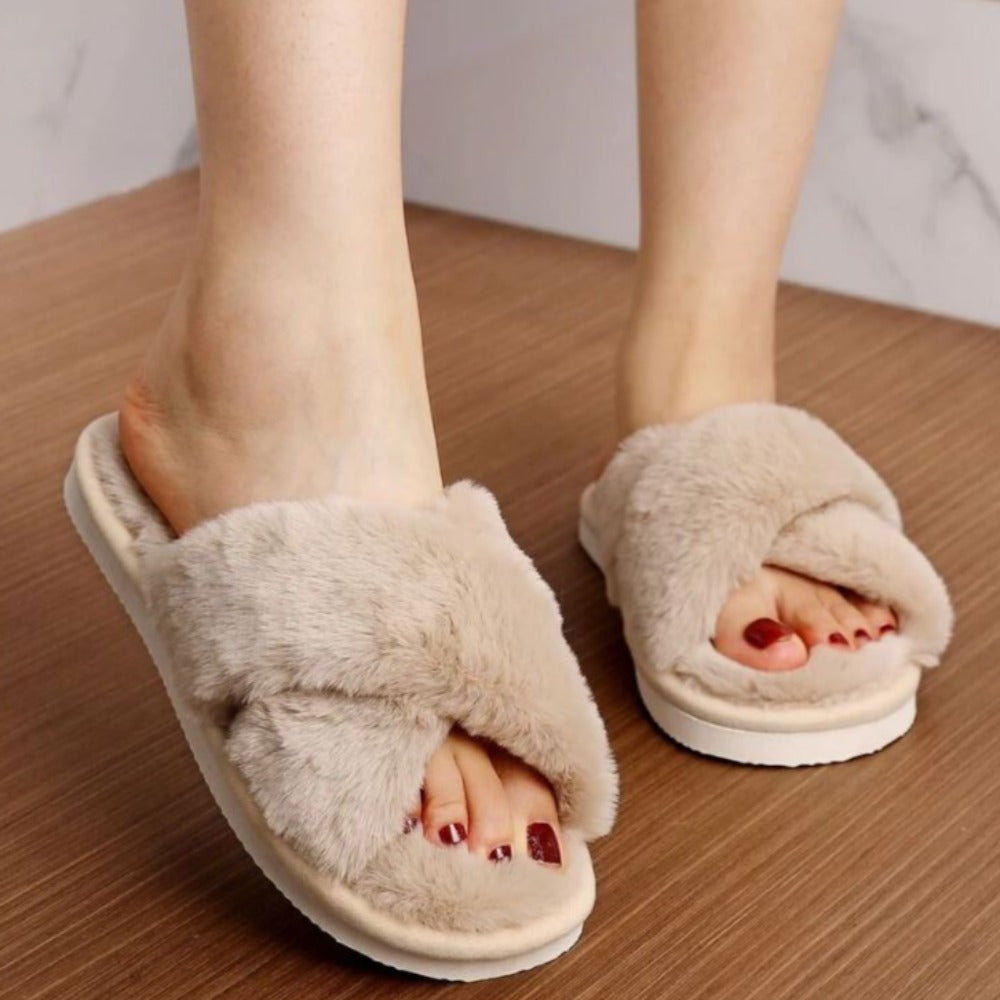Comfy Criss Cross Slippers-Soco Sands