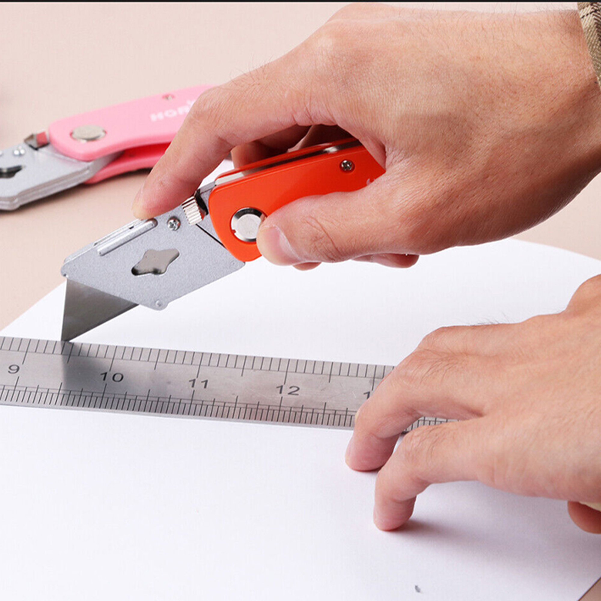 Foldable Zinc Utility Cutter