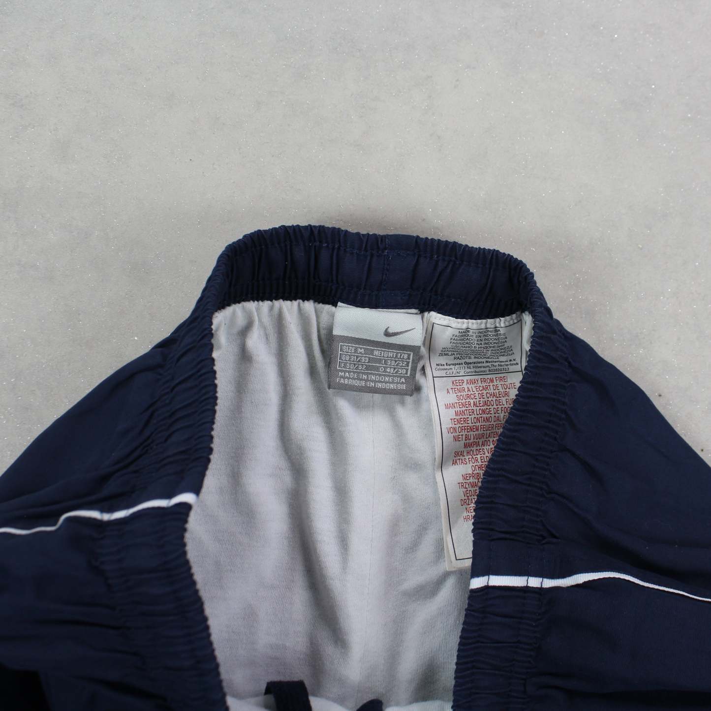RARE 00s Spell Out Trackpants Navy-Kikonat