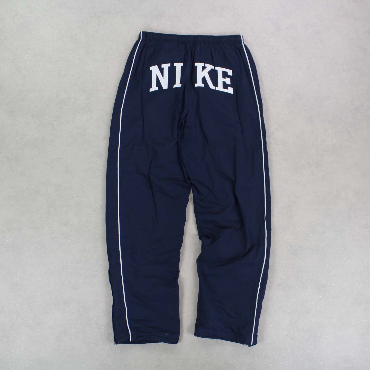 RARE 00s Spell Out Trackpants Navy-Kikonat