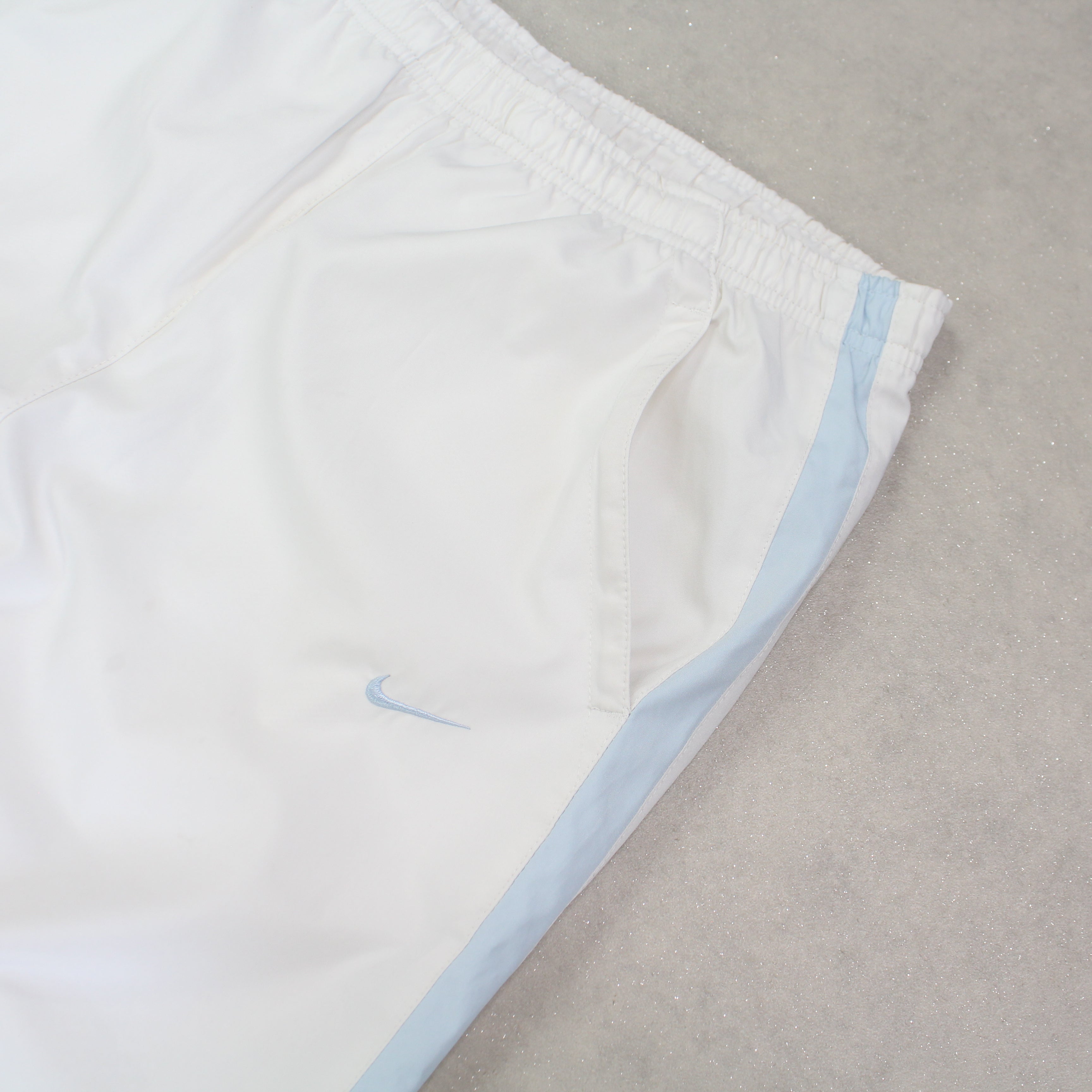 RARE 2000s Trackpants White-Kikonat
