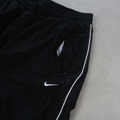 RARE 2000s Baggy Trackpants Black-Kikonat