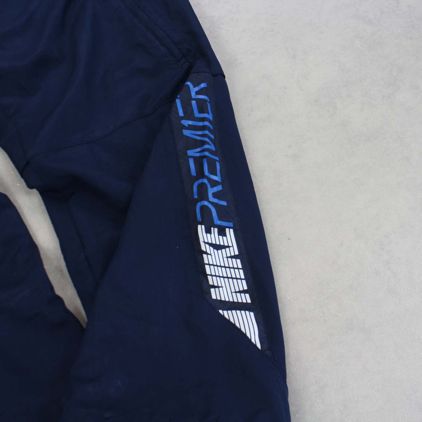 RARE 2000s Trackpants Navy-Kikonat