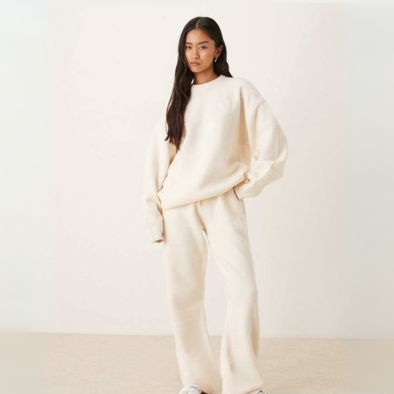 Complete Woolen Outfit-Kikonat