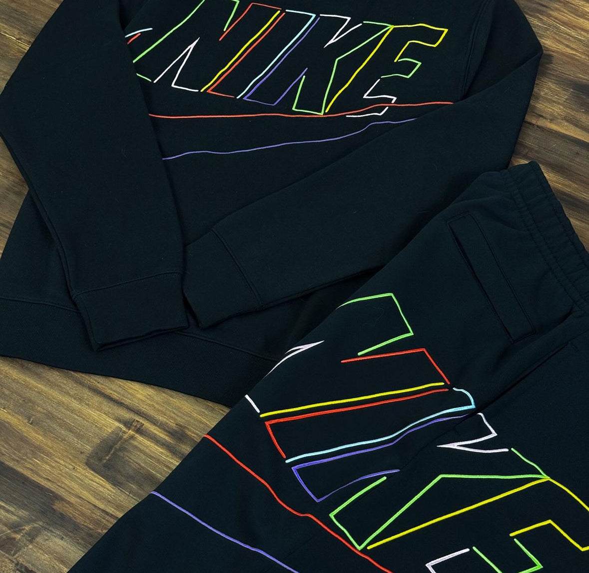 Conjunto  Club-Kikonat