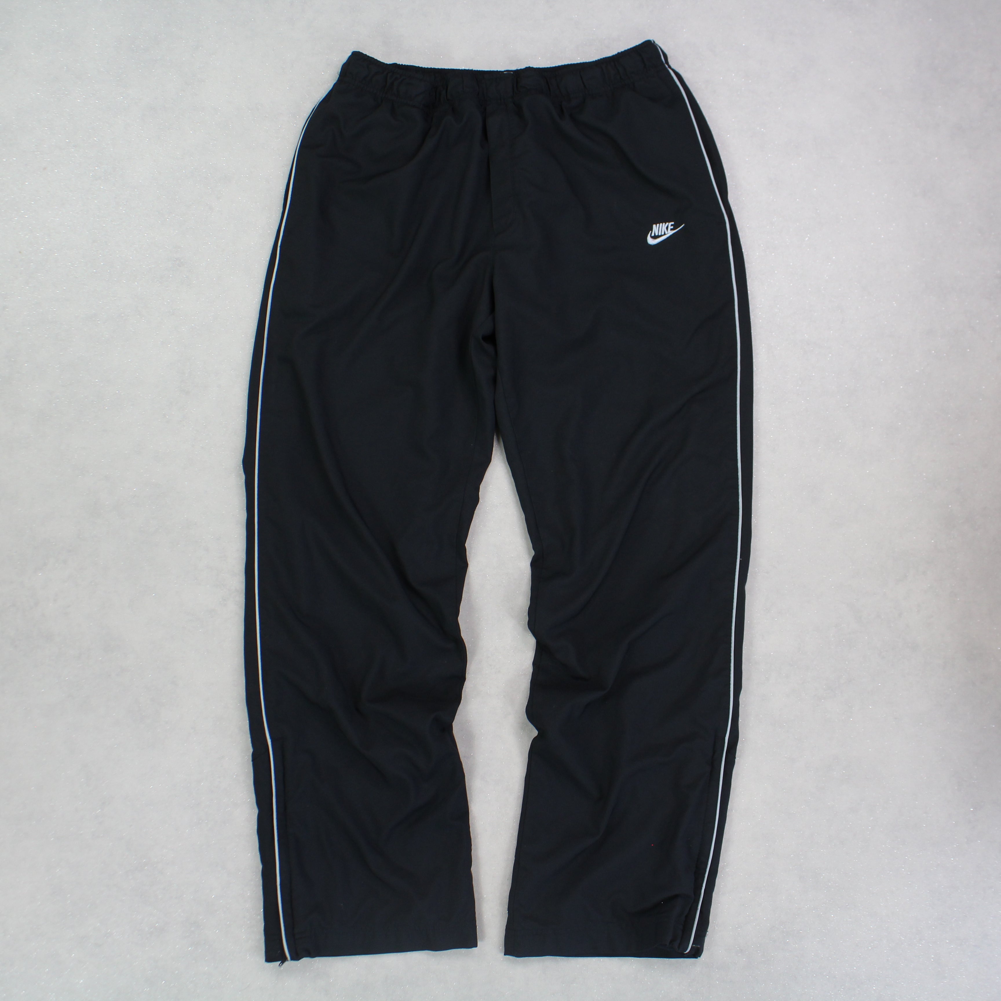 RARE 2000s Baggy Trackpants Black-Kikonat