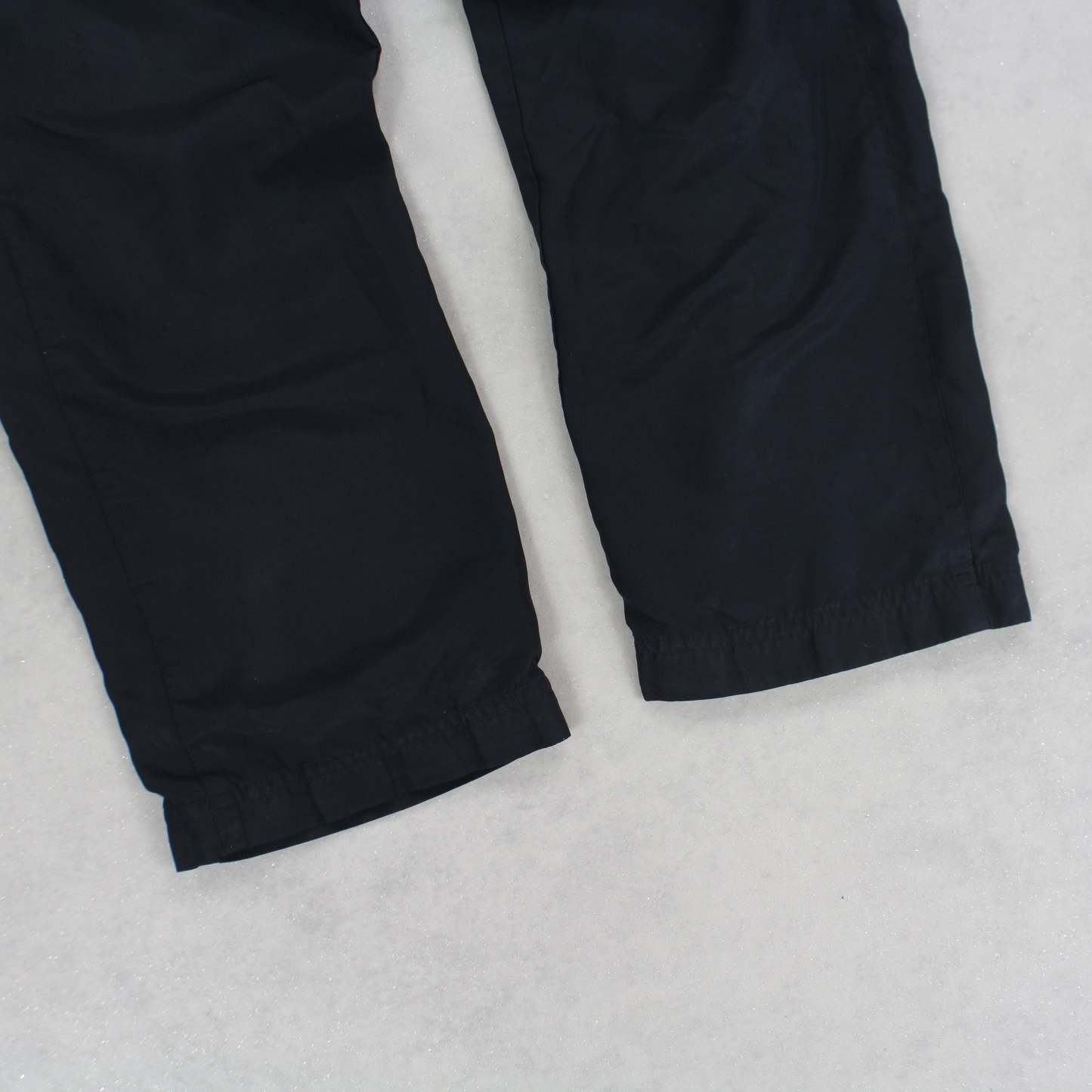RARE 2000s Trackpants Black-Kikonat