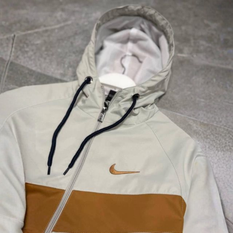 Windproof Tracksuit-Kikonat