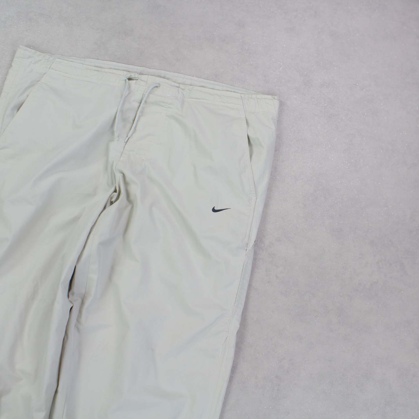 RARE 00s Trackpants Cream-Kikonat