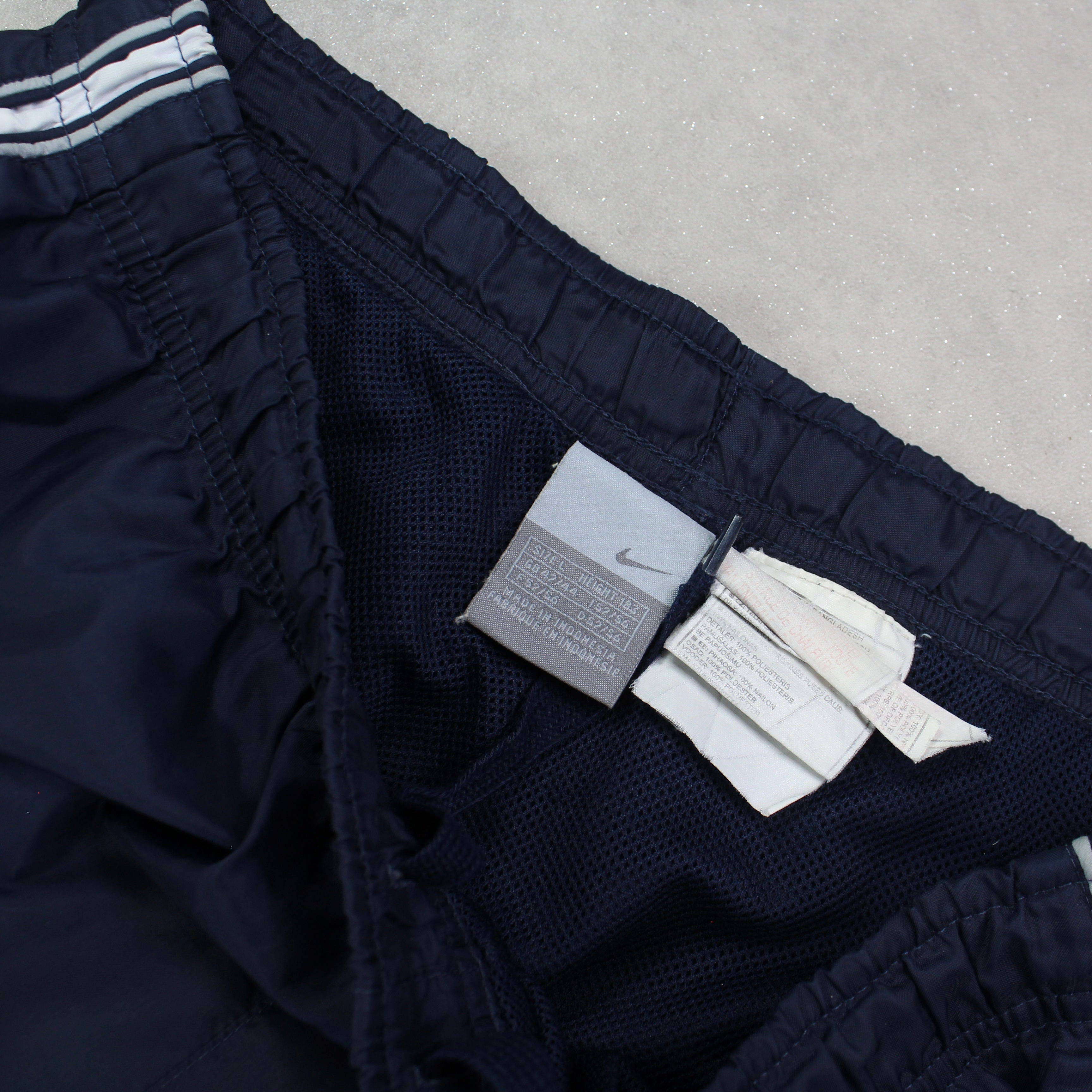 SUPER RARE 00s Trackpants Navy-Kikonat