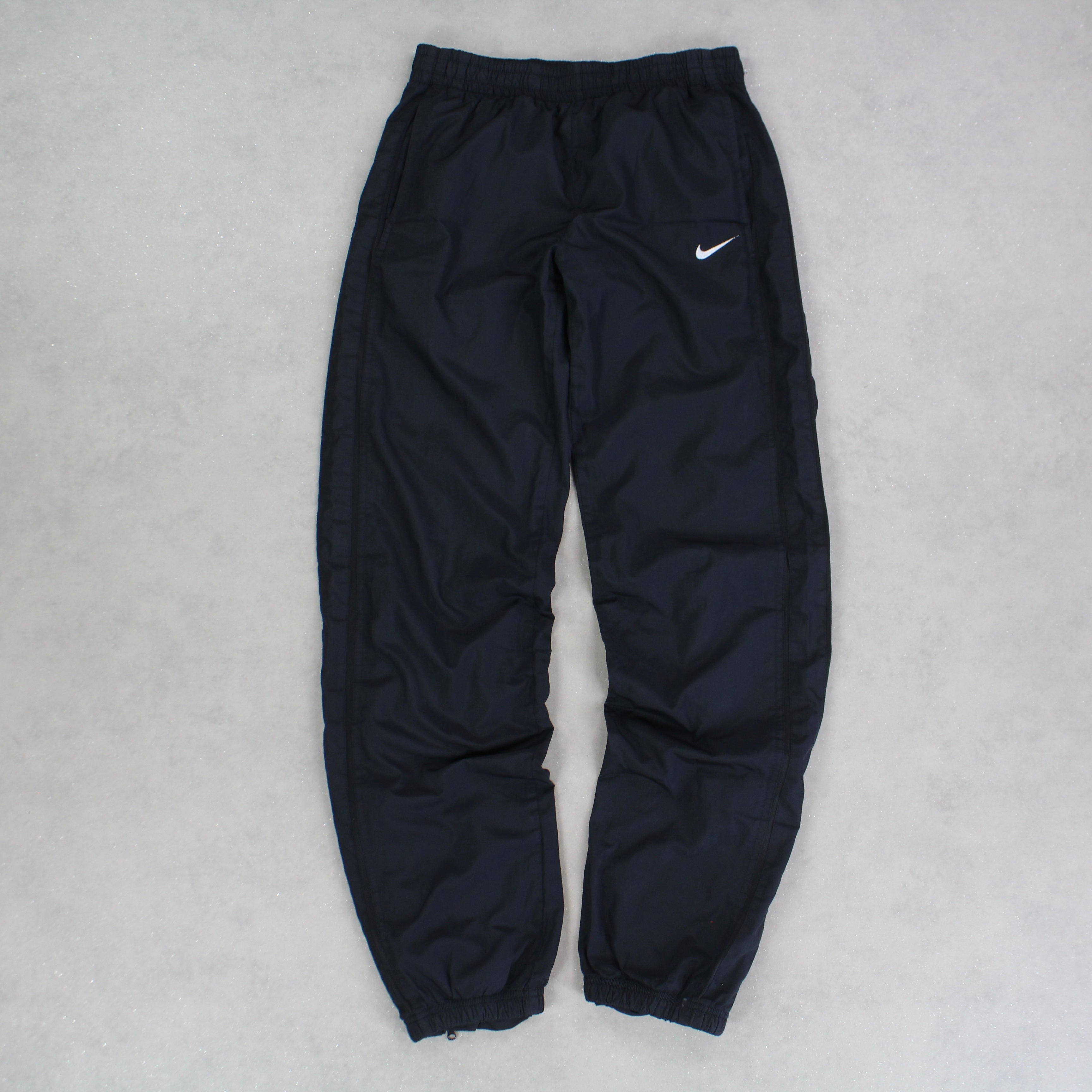 RARE 2000s Trackpants Black-Kikonat