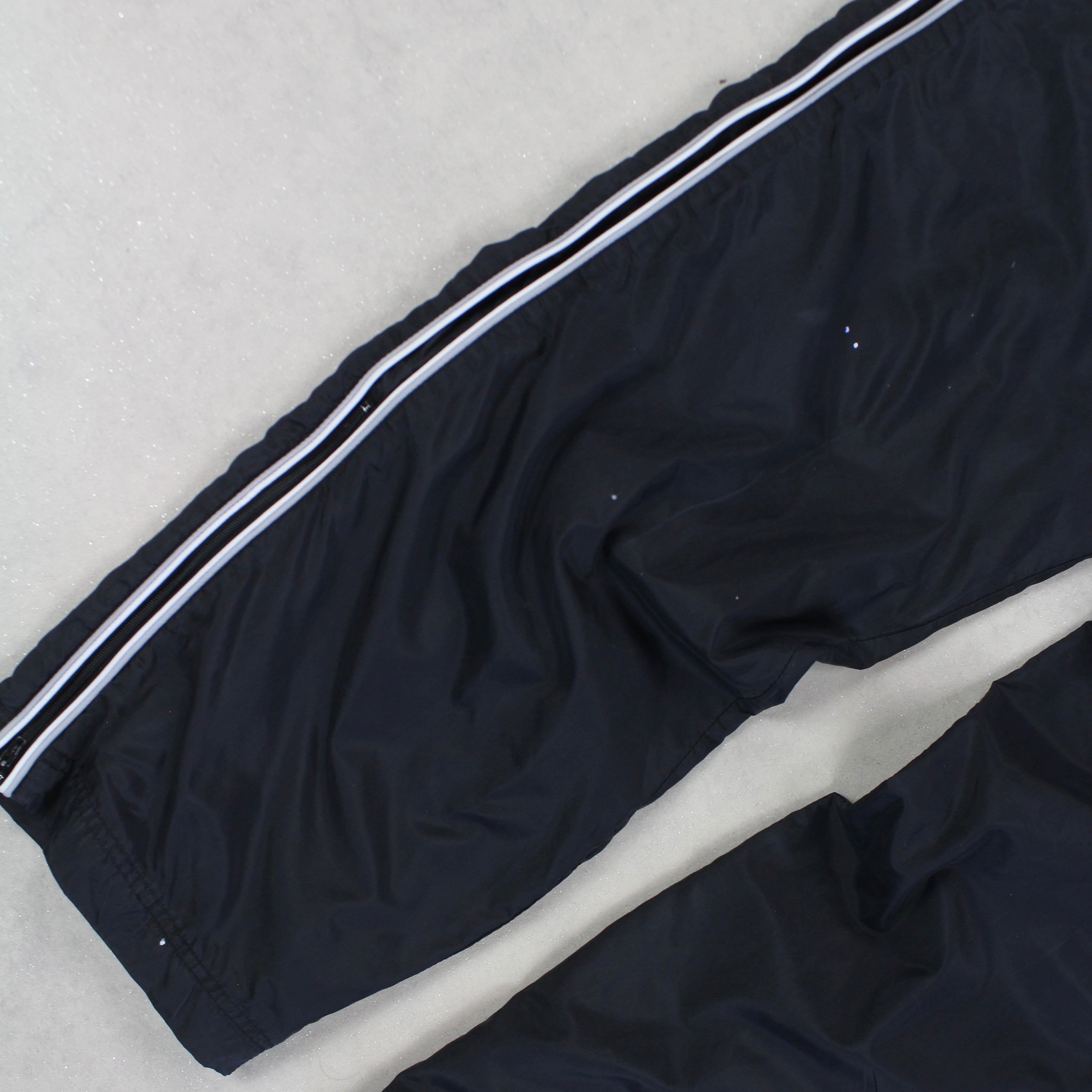 SUPER RARE 00s Trackpants Black-Kikonat