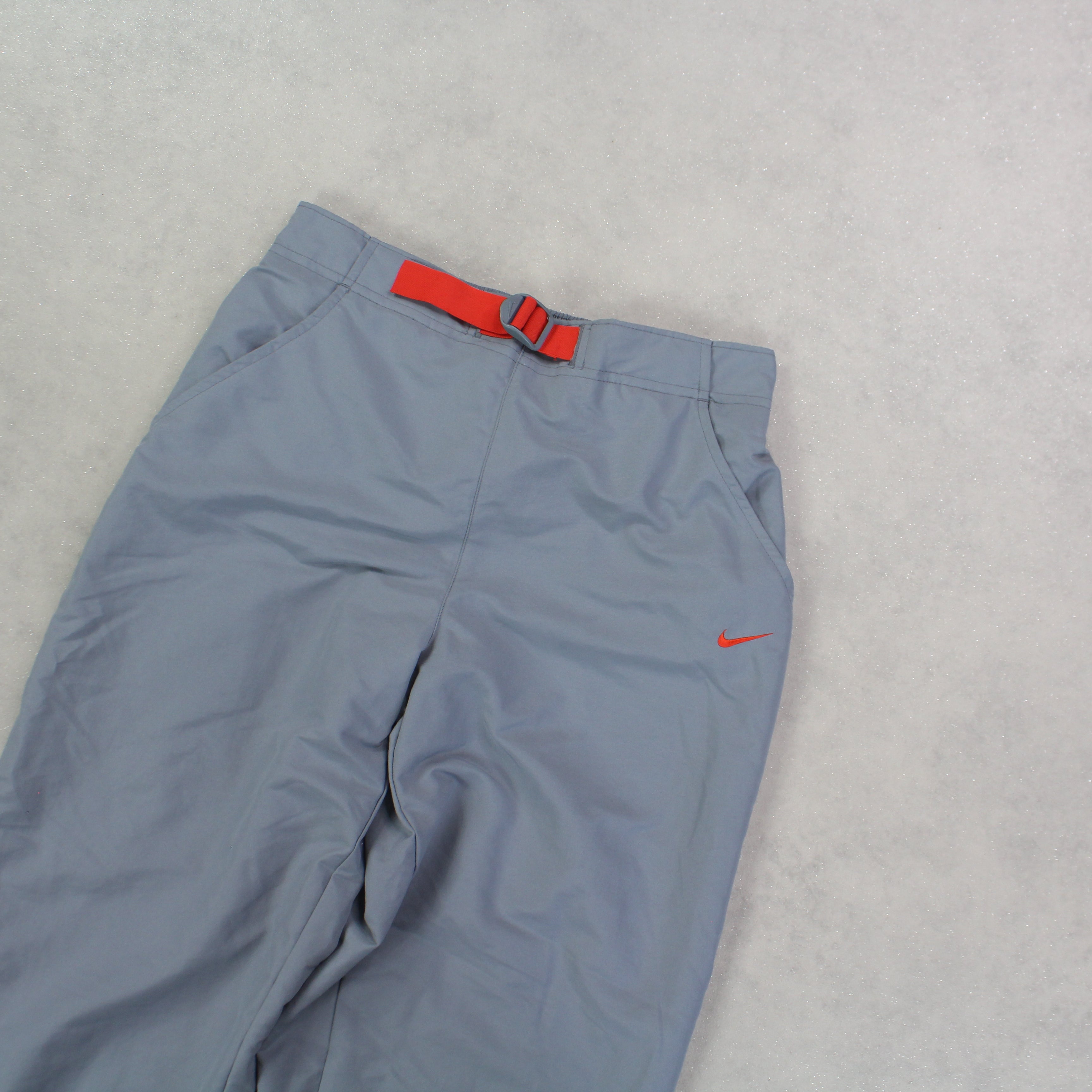RARE 00s Trackpants Grey-Kikonat