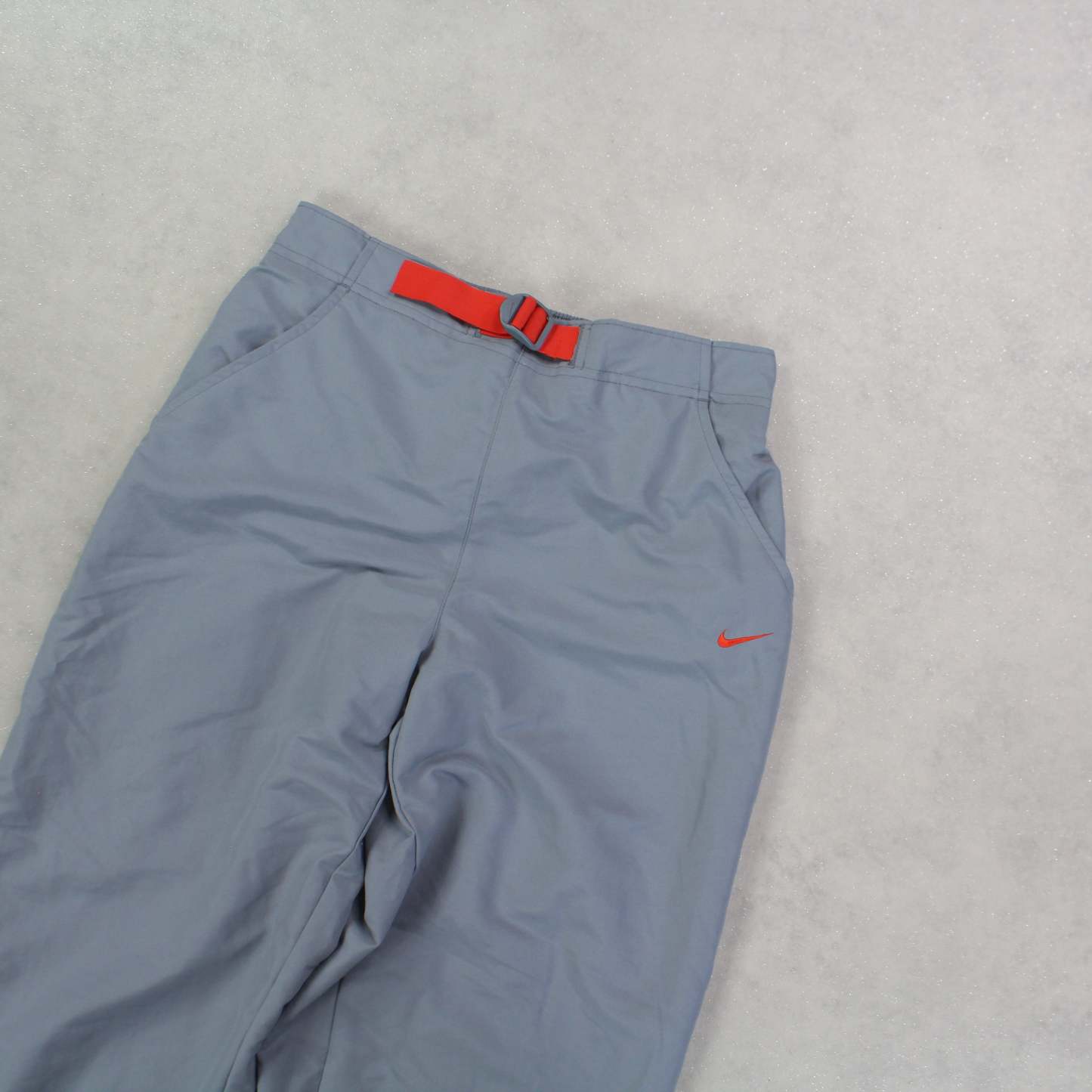 RARE 00s Trackpants Grey-Kikonat