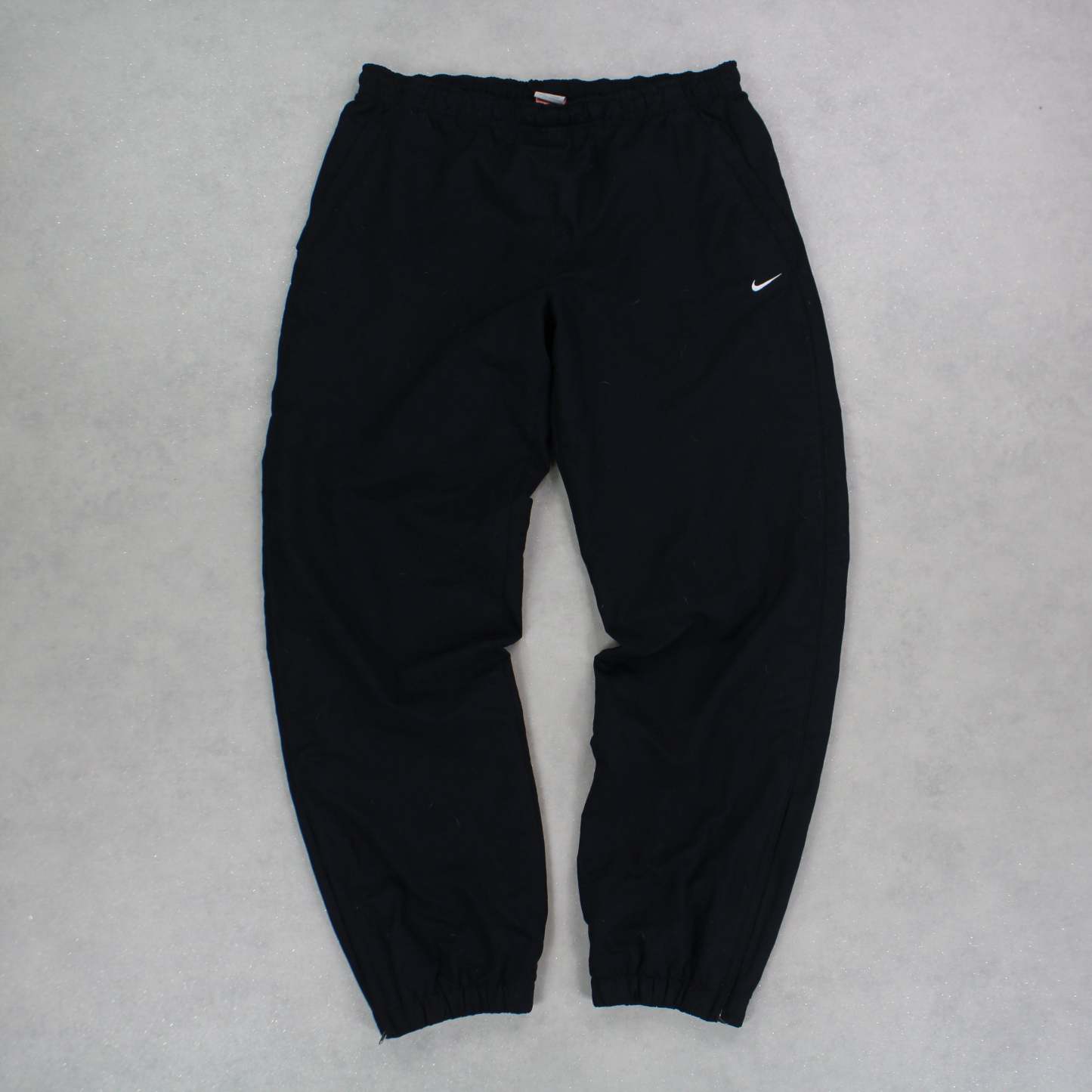 RARE 2000s Trackpants Black-Kikonat
