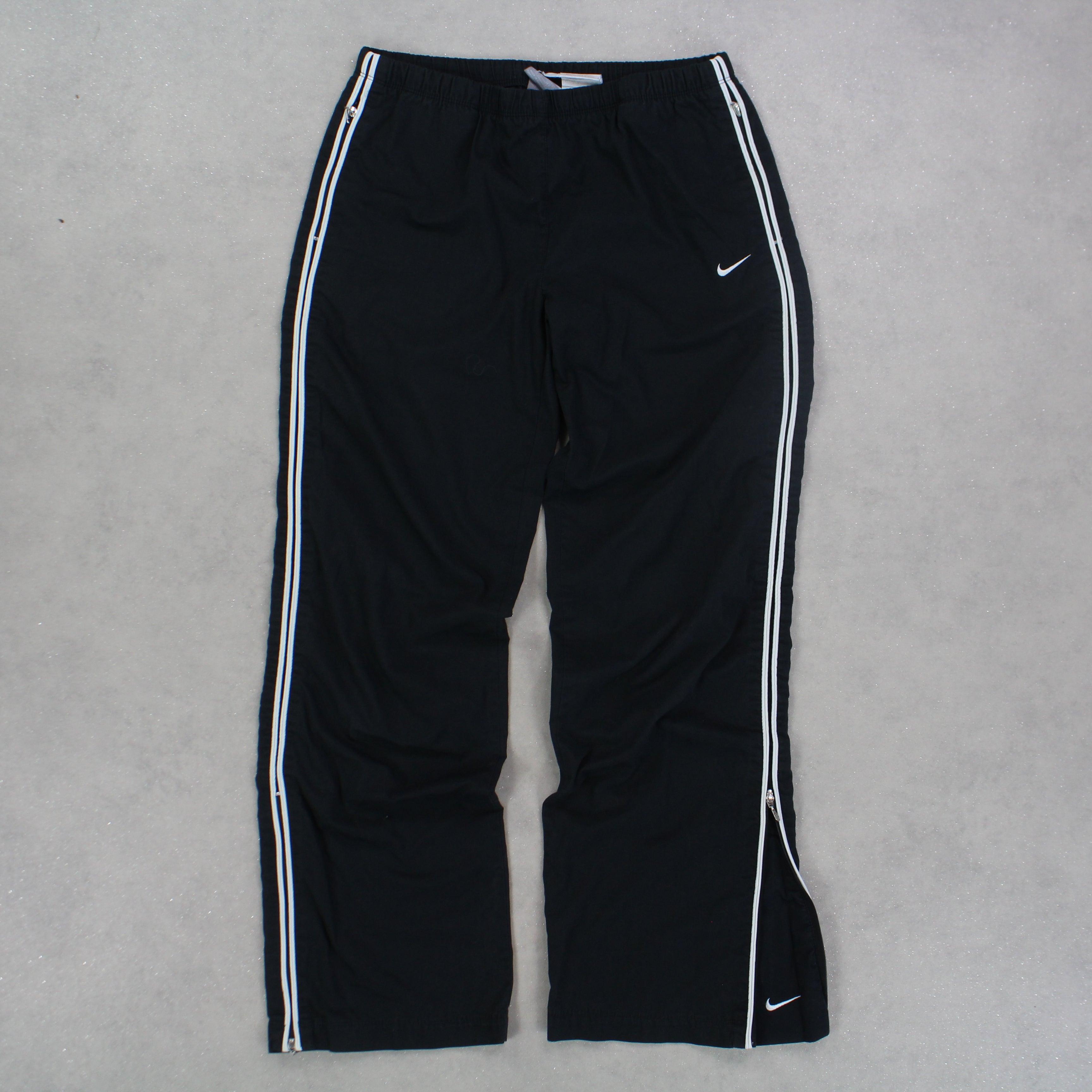SUPER RARE 2000s Trackpants Black-Kikonat