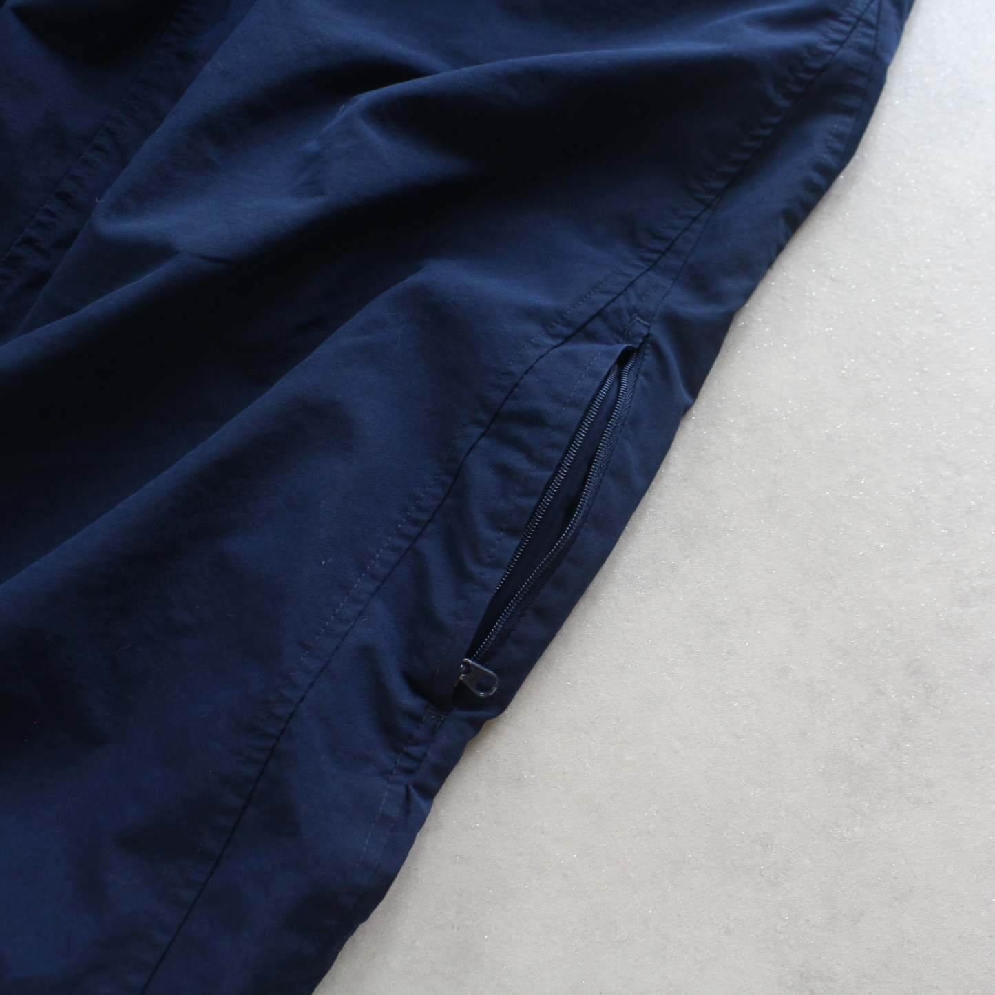 RARE 2000s Trackpants Navy-Kikonat