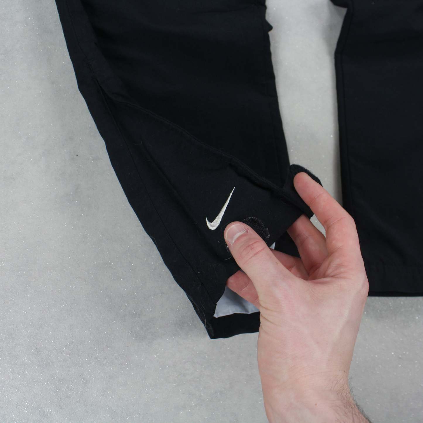 RARE 2000s Trackpants Black-Kikonat