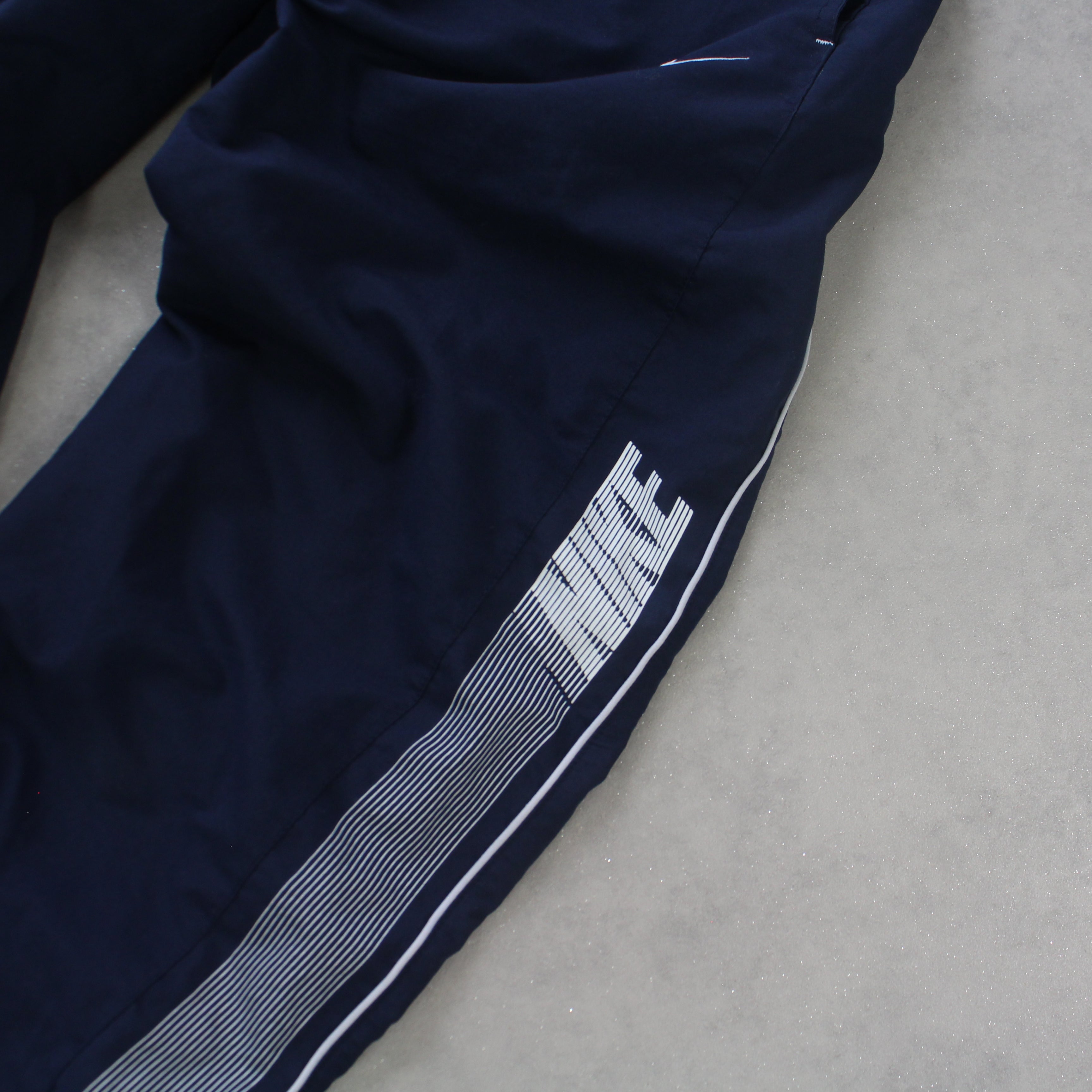 RARE 2000s Trackpants Navy-Kikonat