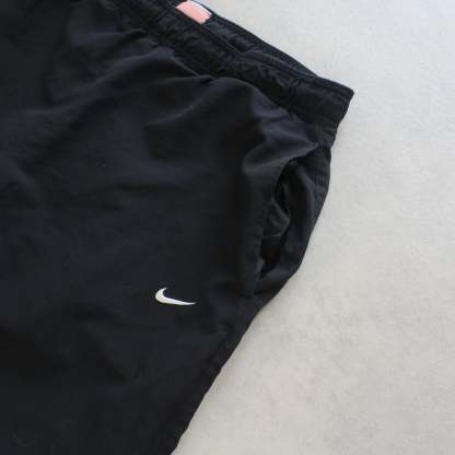 RARE 2000s Trackpants Black-Kikonat