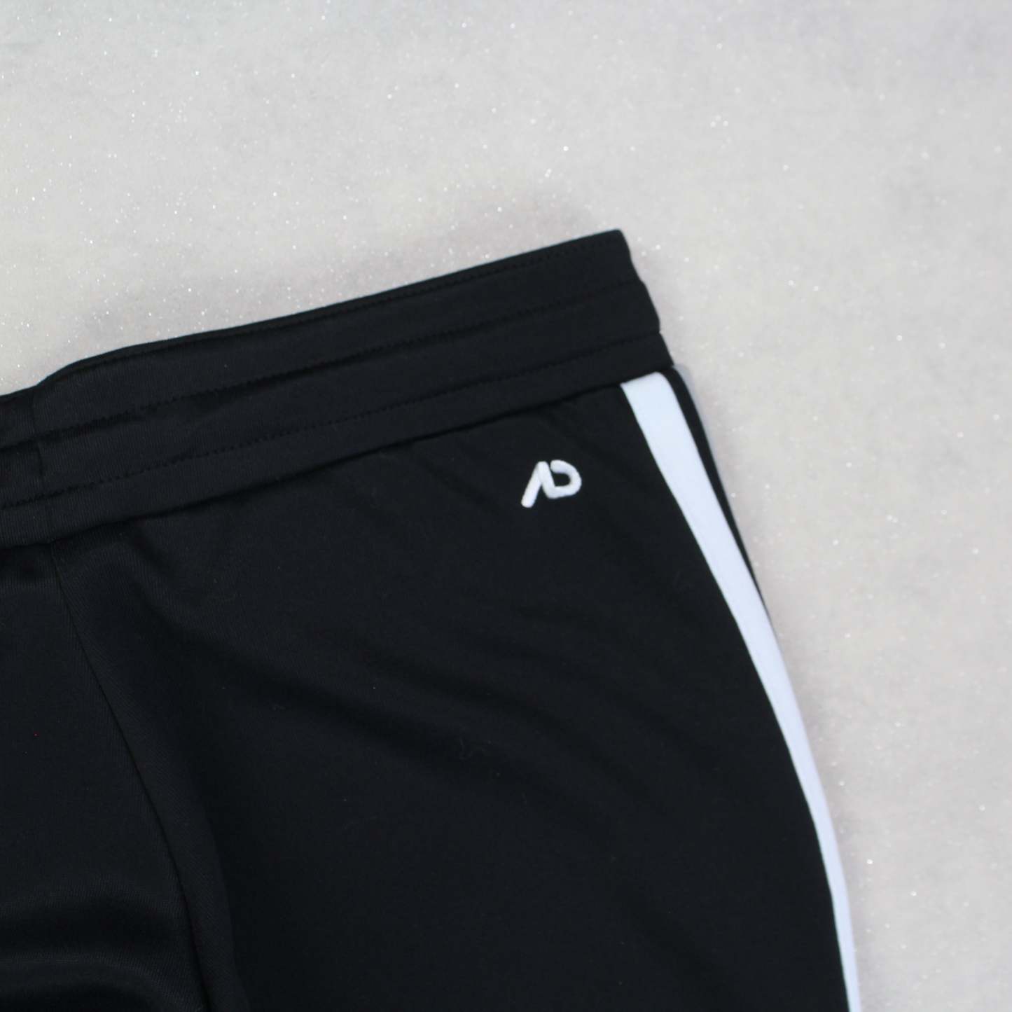 RARE 00s Trackpants Black-Kikonat