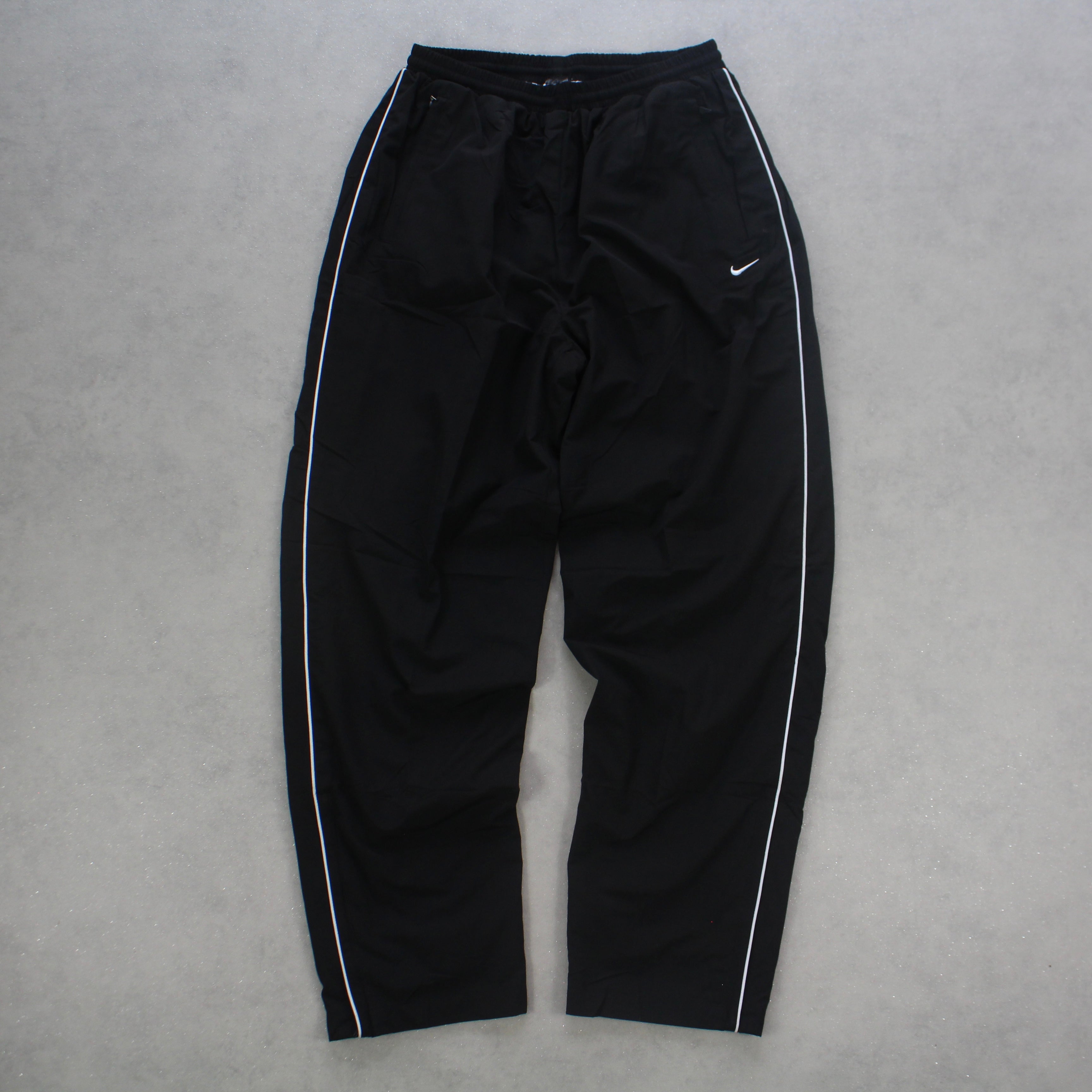 RARE 2000s Baggy Trackpants Black-Kikonat