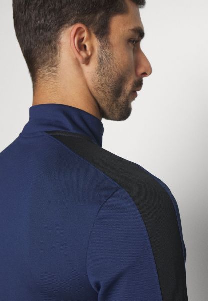 Conjunto  Academy Reliquia-Kikonat