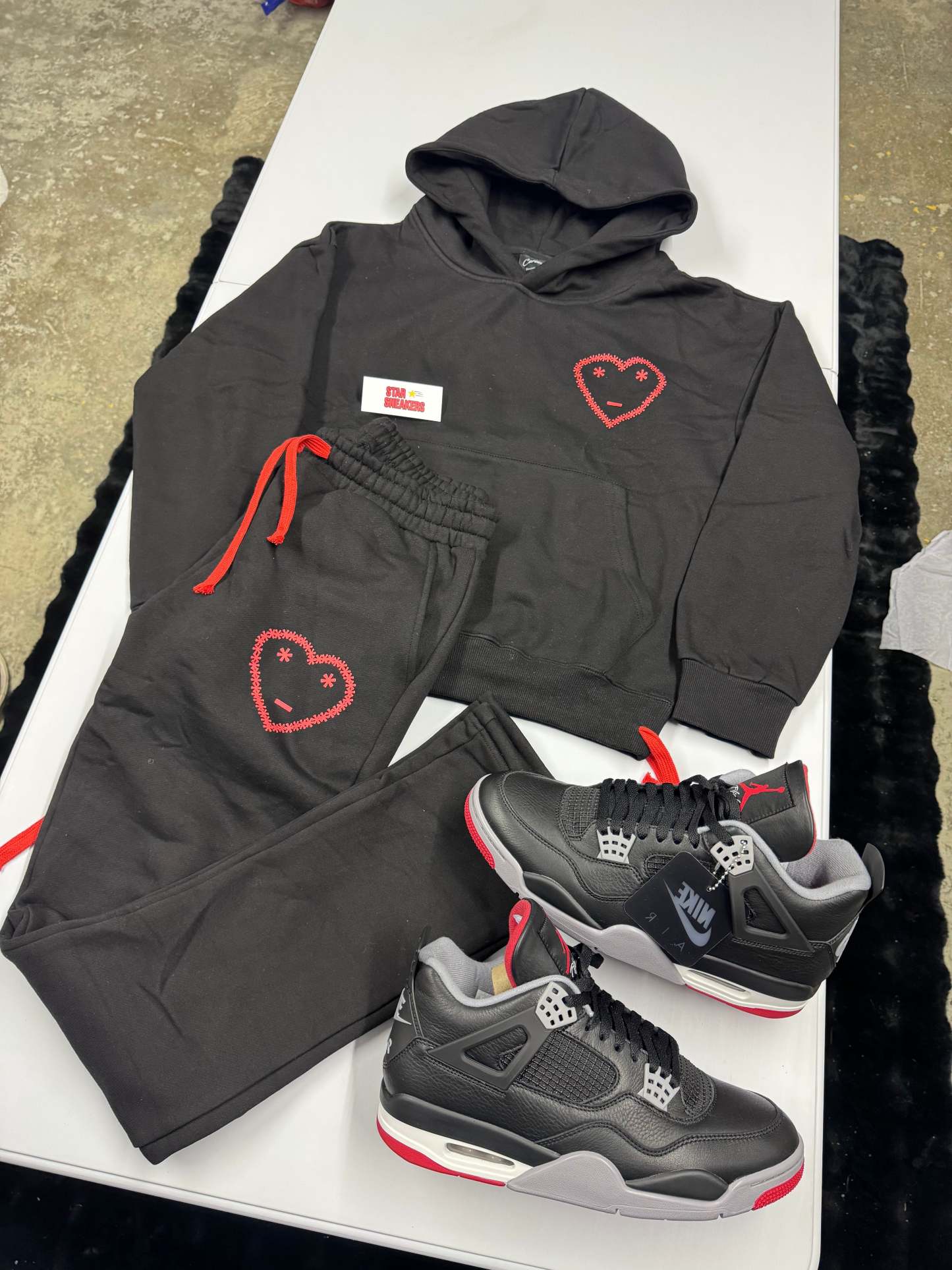 Signature ‘DND’ Tracksuit-Kikonat