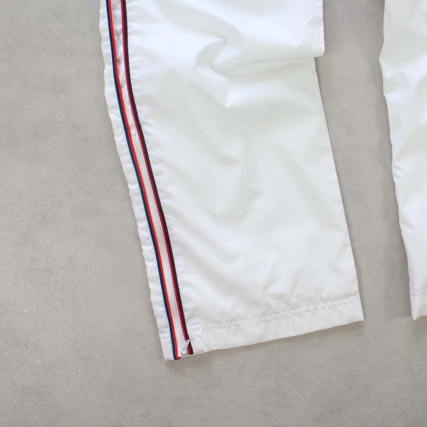 SUPER RARE 2000s Trackpants White-Kikonat