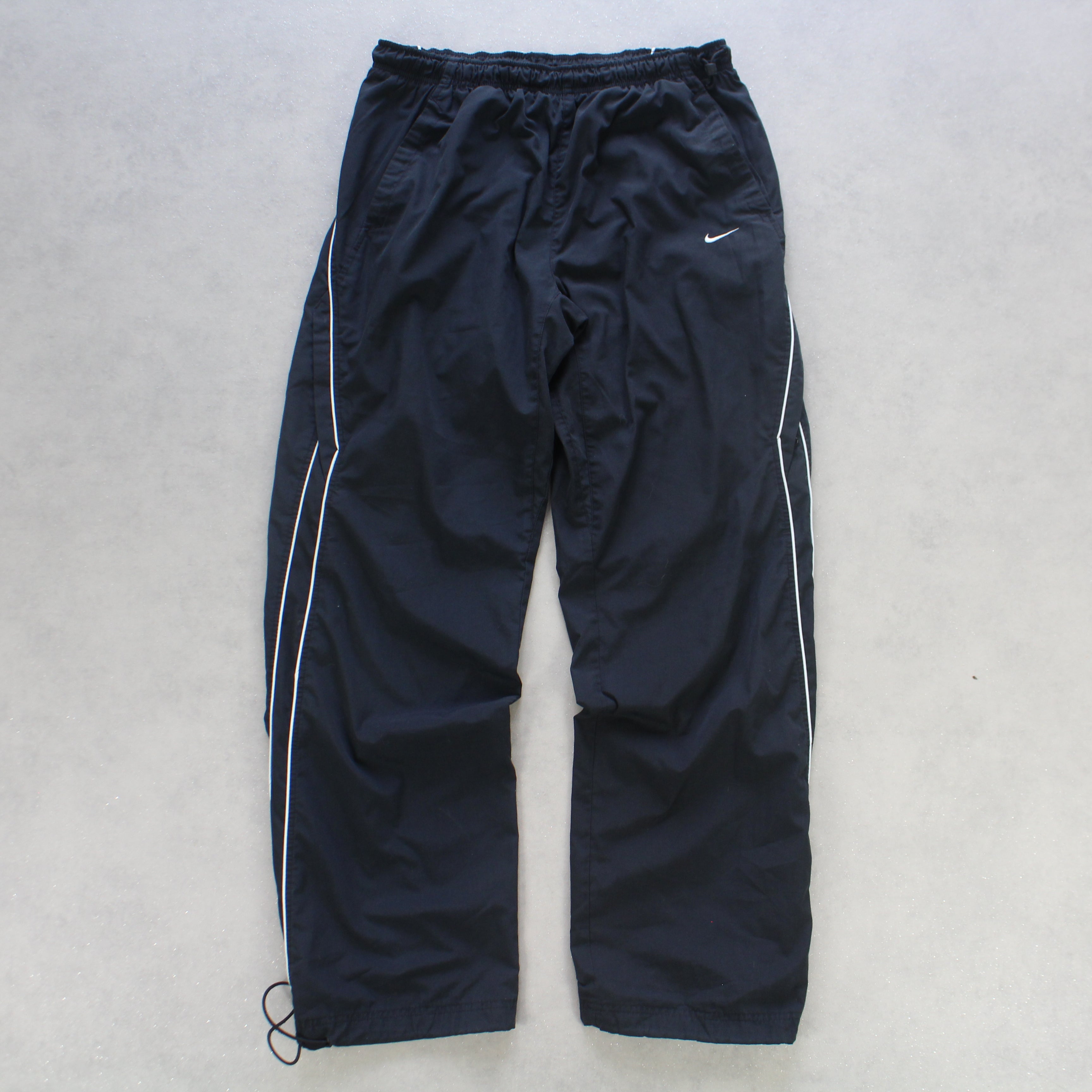 RARE 2000s Trackpants Black-Kikonat